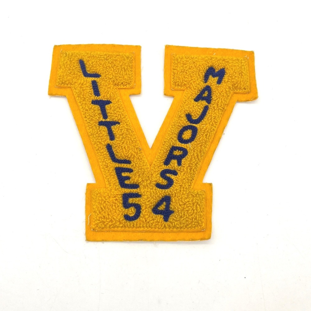 Vintage Yellow Chenille Varsity‎ Letter V Patch Majors Littles 54 Blue Detail